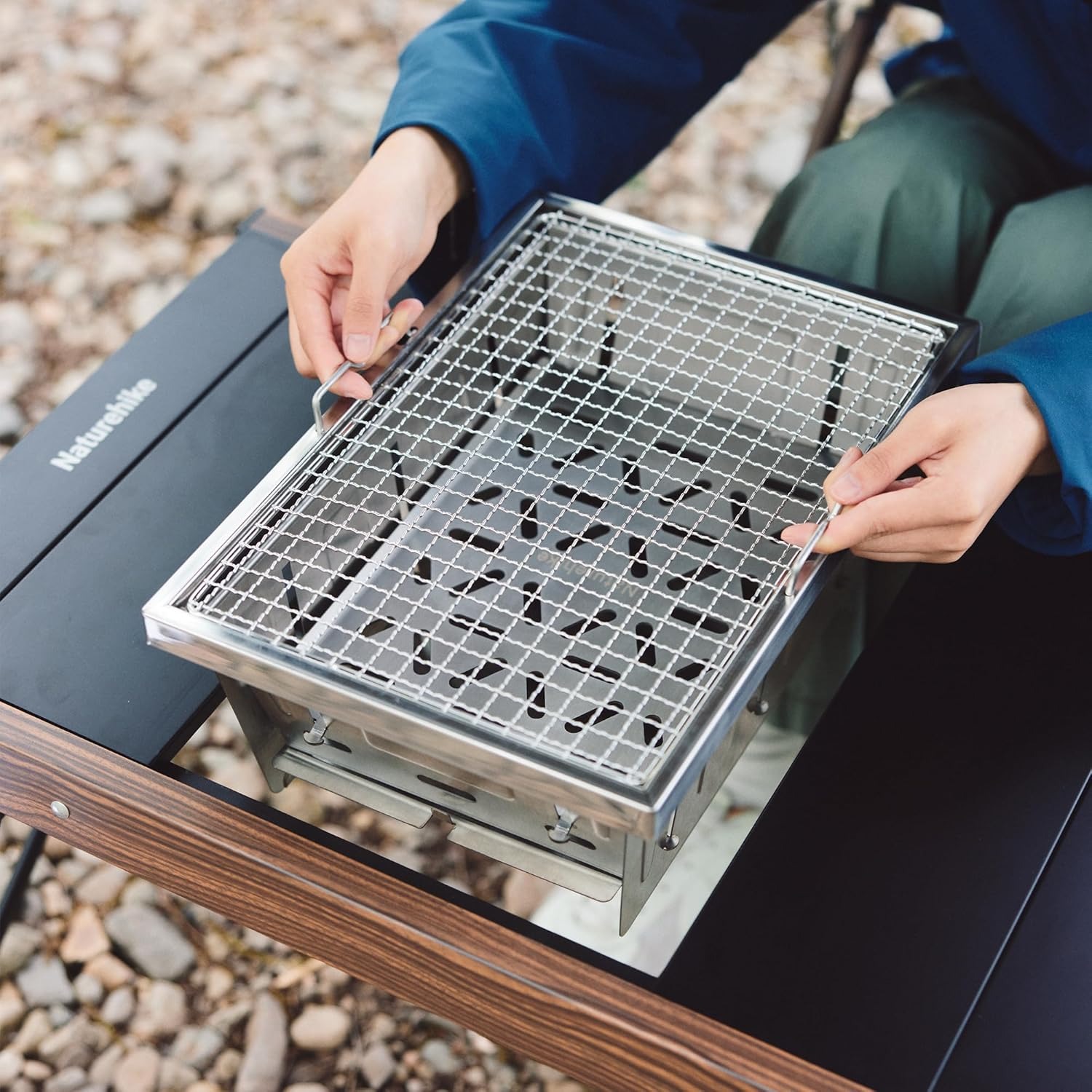 Naturehike Camping Charcoal Gr - đánh giá và giá Camping Cooking Table