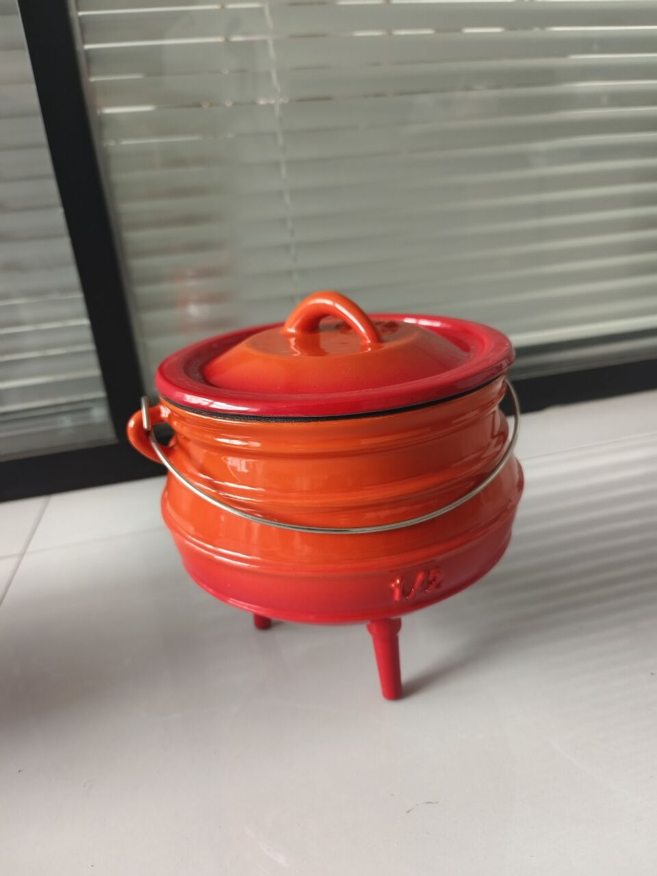 1/2# Cast Iron Enamel Dutch Ov - đánh giá và giá Camp Dutch Oven Cast